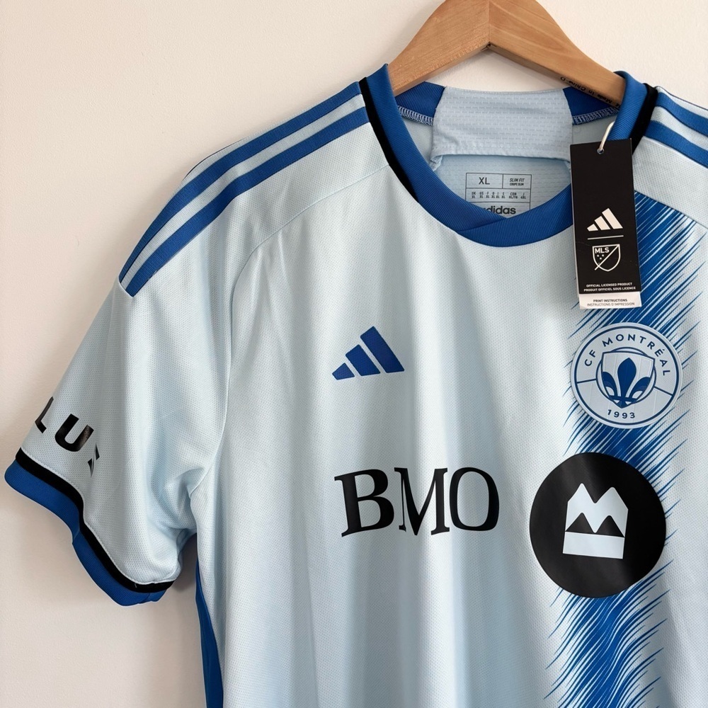 NWT Adidas CF Montreal Light Blue 2024/2025 La Main Away Jersey - Picture 4 of 13